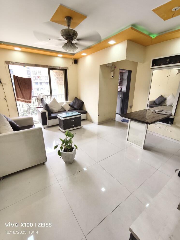 Living Room, mandar-nature-glory 1 Bedroom 500 Sq.Ft. Apartment In Kalwa Thane 9322837