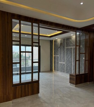 Room in 4 BHK Builder Floor at BP Homes, Sector 85 – for Sale