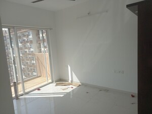 Room in 2 BHK Apartment at Shapoorji Pallonji Joyville Hadapsar Annexe, Hadapsar – for Rent