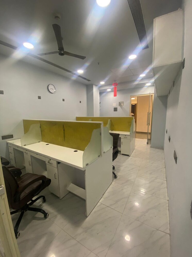 Team Area, lodha-ithink Commercial Office Space 350 Sq.Ft. In Dombivli East Thane 9322848
