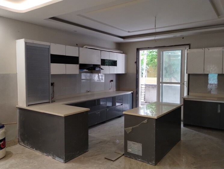 Team Area, sector 4 4 Bedroom 550 Sq.Yd. Builder Floor In Sector 4 Gurgaon 9322842