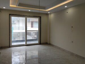 Room in 4 BHK Builder Floor at Sector 4 – for Sale