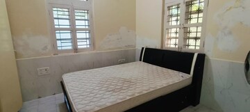 Bedroom in 4 BHK Villa at Chembur – for Rent