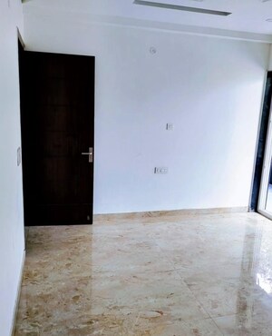Room in 4 BHK Builder Floor at BP Homes, Sector 85 – for Sale
