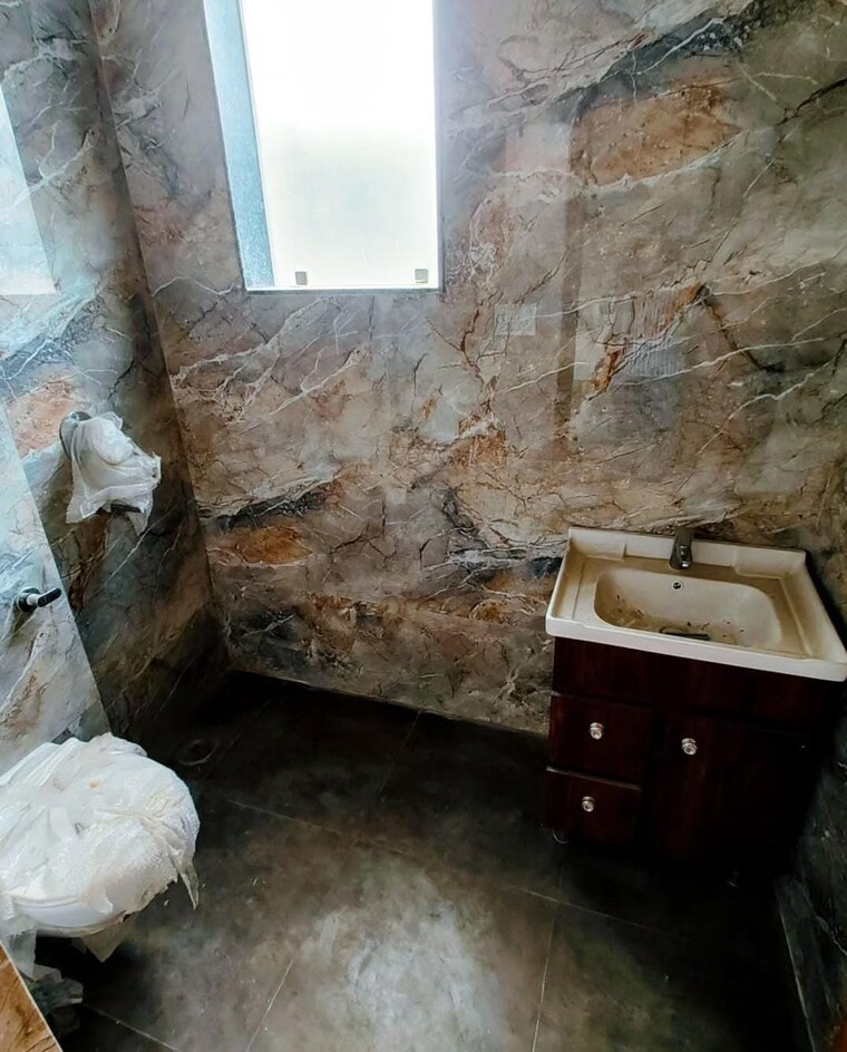 Attached Bathroom, bp-homes 4 Bedroom 250 Sq.Yd. Builder Floor In Sector 85 Faridabad 9322877