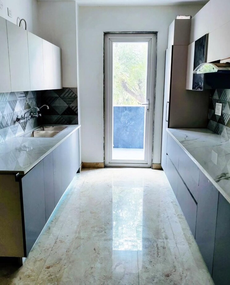 Kitchen, bp-homes 4 Bedroom 250 Sq.Yd. Builder Floor In Sector 85 Faridabad 9322877