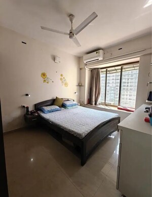 Bedroom in 2.5 BHK Apartment at Shree Ostwal Ocean, Bhayandar East – for Rent