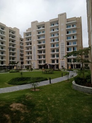 3 BHK Apartment For Sale in Hermitage Centralis, Vip Road