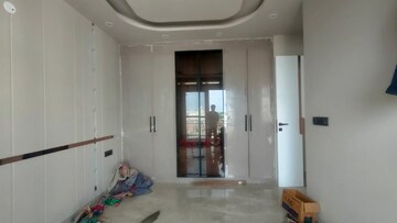Building Lobby in 3 BHK Builder Floor at Sector 4 – for Sale