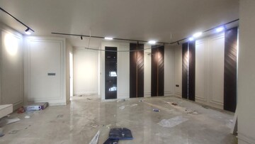 Room in 3 BHK Builder Floor at Sector 4 – for Sale