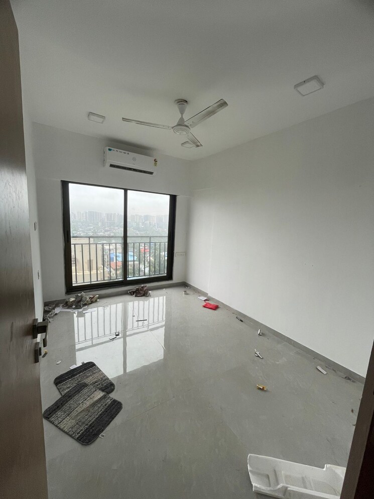 Room, roha-vatika 1 Bedroom 439 Sq.Ft. Apartment In Kurla East Mumbai 9322937