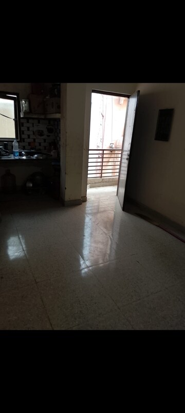 Hall in 1 BHK Builder Floor at Mayur Vihar Phase 1 Extension – for Rent