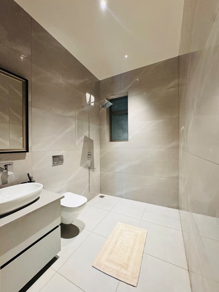 Bathroom, international airport road 3.5 Bedroom 2650 Sq.Ft. Apartment In International Airport Road Zirakpur 9322955