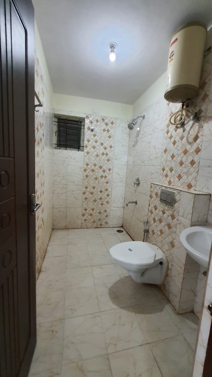 Bathroom, whitefield 2 Bedroom 1300 Sq.Ft. Apartment In Whitefield Bangalore 9322968
