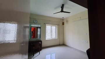 Room in 2 BHK Apartment at Whitefield – for Rent
