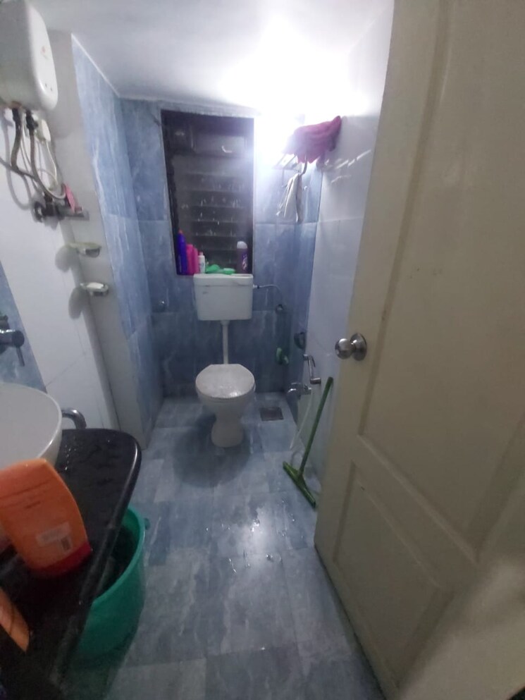 Bathroom, rna-royale-park 2 Bedroom 1215 Sq.Ft. Apartment In Kandivali West Mumbai 9322997