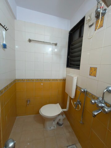 Bathroom in 1 BHK Apartment at Bhoomi Rock Avenue, Kandivali West – for Rent