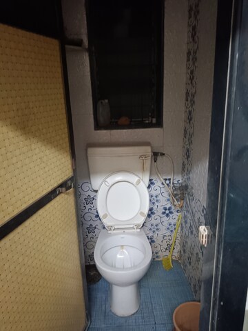 Bathroom in 1 BHK Apartment at Dombivli East – for Rent