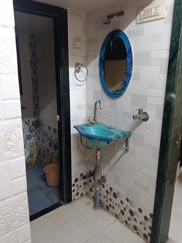Bathroom in 1 BHK Apartment at Dombivli East – for Rent