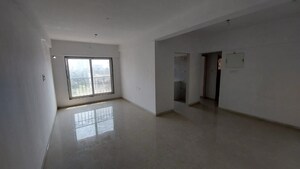 Room in 2 BHK Apartment at Naman Habitat, Andheri West – for Rent
