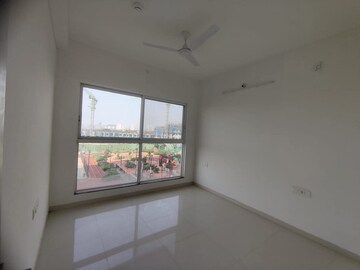 Room in 2 BHK Apartment at Godrej Boulevard, Manjari – for Rent