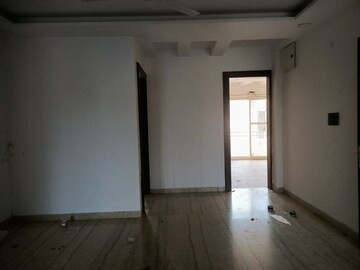 Room in 3 BHK Builder Floor at Sector 14 – for Sale