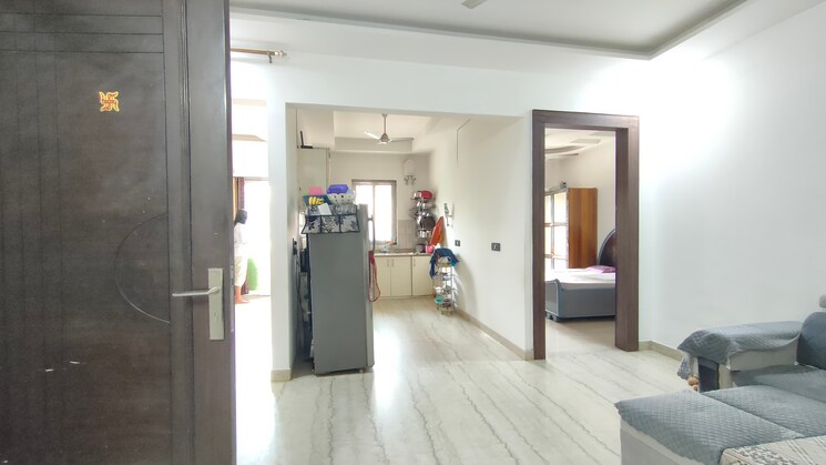 Room, sector 14 3 Bedroom 250 Sq.Yd. Builder Floor In Sector 14 Gurgaon 9323030