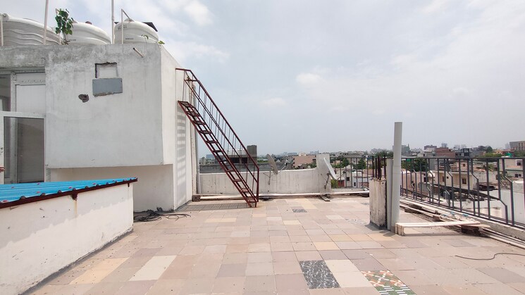 Exterior View, sector 14 3 Bedroom 250 Sq.Yd. Builder Floor In Sector 14 Gurgaon 9323030