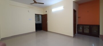 Room in 2 BHK Apartment at Whitefield – for Rent