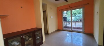 Room in 2 BHK Apartment at Whitefield – for Rent