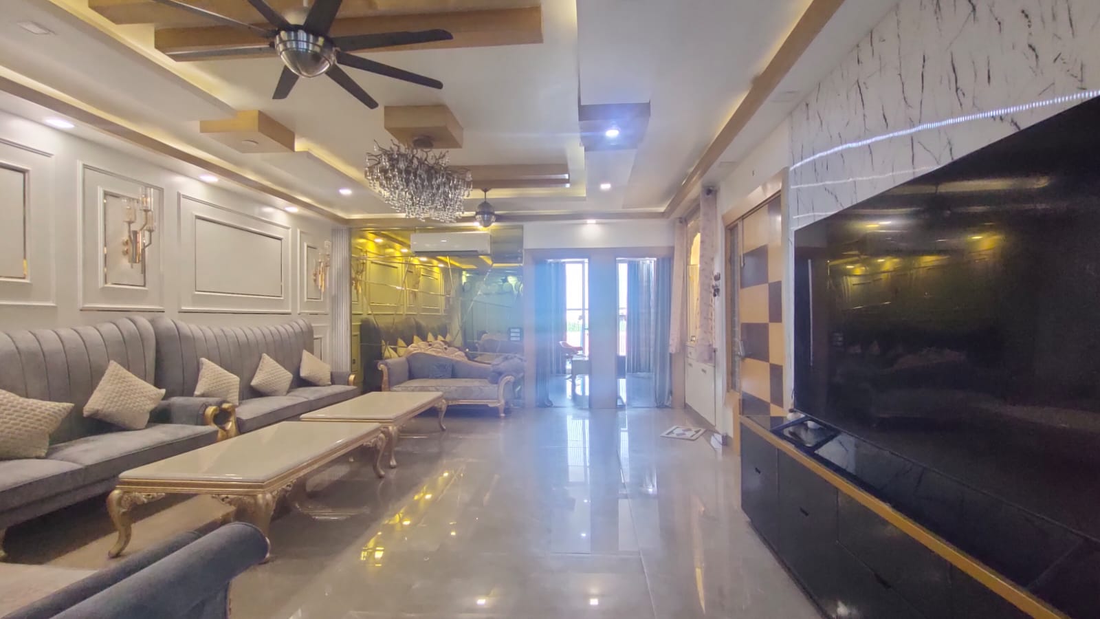 6 BHK + Servant Room Builder Floor For Sale in Sector 14