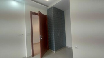 Building Lobby in 3 BHK Builder Floor at Sector 14 – for Sale