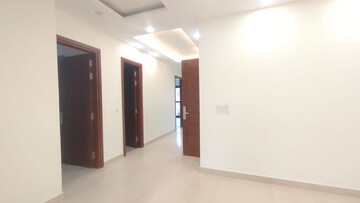 Room in 3 BHK Builder Floor at Sector 14 – for Sale