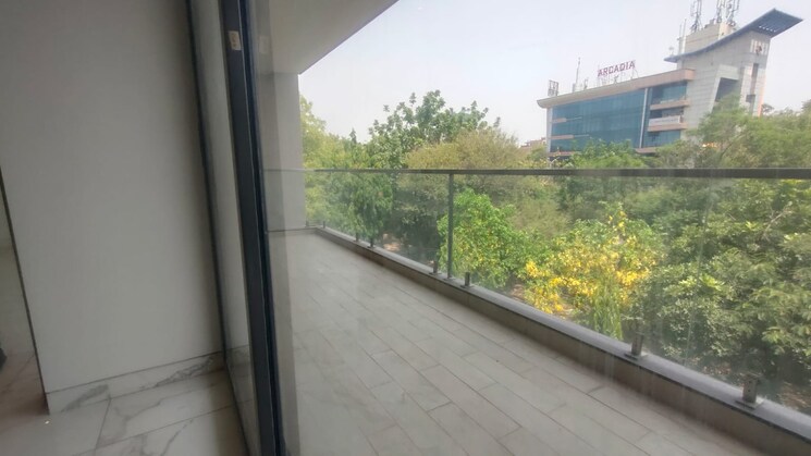 Balcony, sector 14 4 Bedroom 727 Sq.Yd. Builder Floor In Sector 14 Gurgaon 9323023