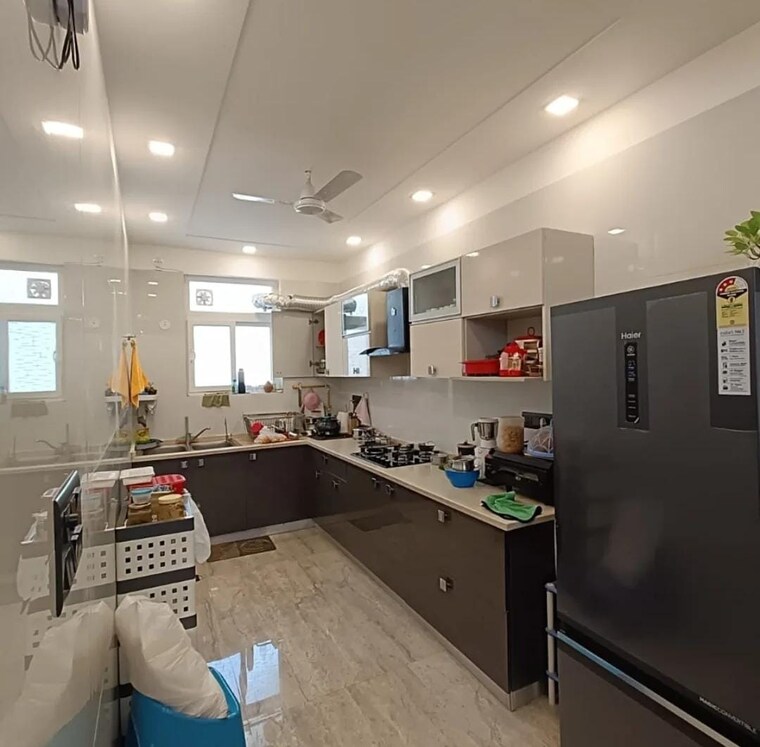 Kitchen, bp-homes 3 Bedroom 250 Sq.Yd. Builder Floor In Sector 85 Faridabad 9323058