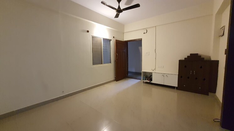 Room, whitefield 2 Bedroom 1100 Sq.Ft. Apartment In Whitefield Bangalore 9323057