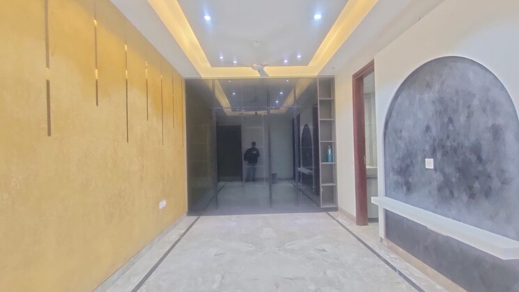 undefined, sector 15 3 Bedroom 204 Sq.Yd. Builder Floor In Sector 15 Gurgaon 9323066