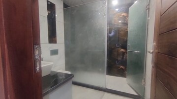 Furnished Amenities in 3 BHK Builder Floor at Sector 15 – for Sale