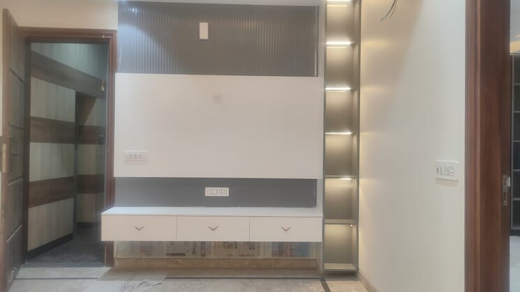 undefined, sector 15 3 Bedroom 204 Sq.Yd. Builder Floor In Sector 15 Gurgaon 9323066