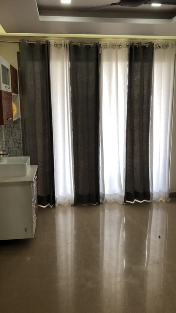 Building Lobby in 4 BHK Builder Floor at Sector 14 – for Sale
