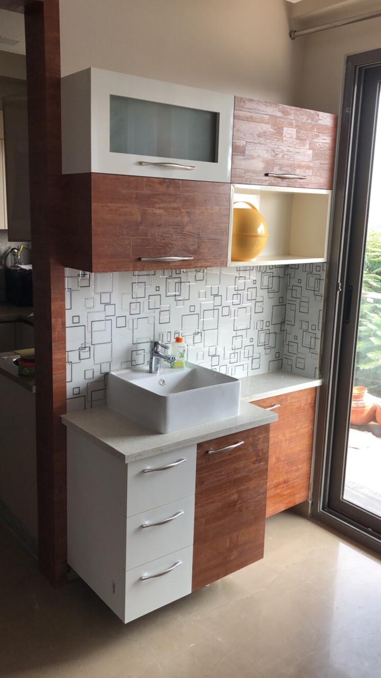 Kitchen, sector 14 4 Bedroom 250 Sq.Yd. Builder Floor In Sector 14 Gurgaon 9323054