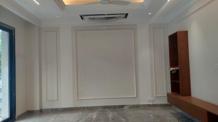 undefined, sector 15 4 Bedroom 375 Sq.Yd. Builder Floor In Sector 15 Gurgaon 9323070