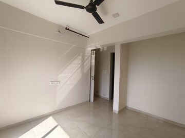 Room in 1 BHK Apartment at Vihang Vermont, Ghodbunder Road – for Rent