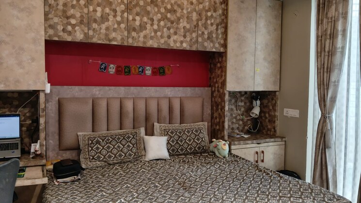 Bedroom, sector 15 3.5 Bedroom 268 Sq.Yd. Builder Floor In Sector 15 Gurgaon 9323073