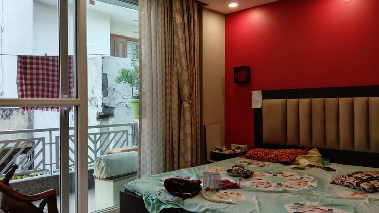 Living Room, sector 15 3.5 Bedroom 268 Sq.Yd. Builder Floor In Sector 15 Gurgaon 9323073