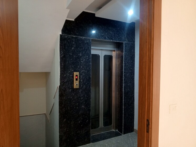 undefined, ansal-sushant-lok-i 4 Bedroom 215 Sq.Ft. Builder Floor In Sector 43 Gurgaon 9323086