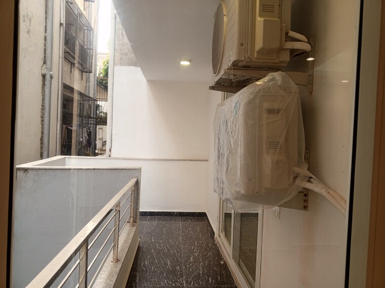 Bathroom, ansal-sushant-lok-i 4 Bedroom 215 Sq.Ft. Builder Floor In Sector 43 Gurgaon 9323086