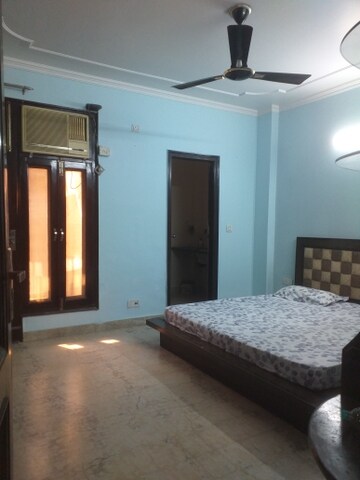 Bedroom in 3 BHK Builder Floor at East Patel Nagar – for Rent