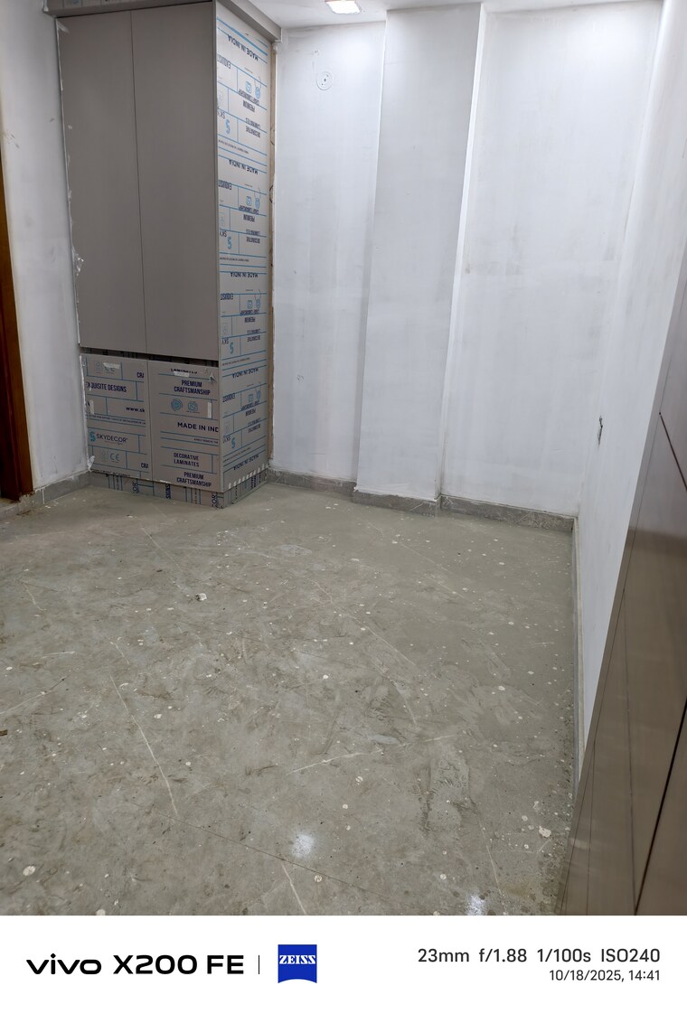 Room, palam 3 Bedroom 850 Sq.Ft. Builder Floor In Palam Delhi 9323109