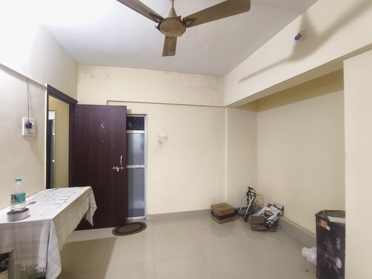 Living Room, bhakti-pearl 2 Bedroom 905 Sq.Ft. Apartment In Kasarvadavali Thane 9323140